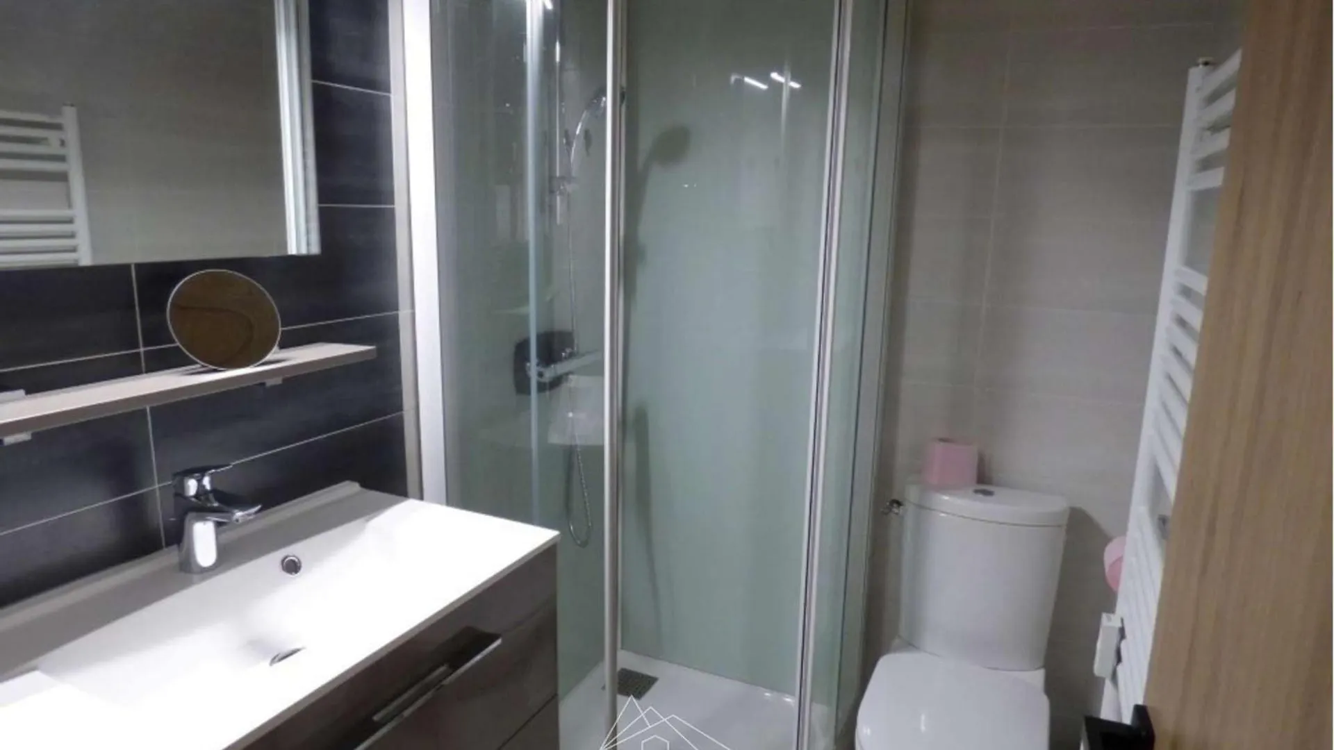 Appartement Renove 8 Personnes Avec Balcon Et Parking - Fr-1-458-138 Le Grand-Bornand 0*,  France